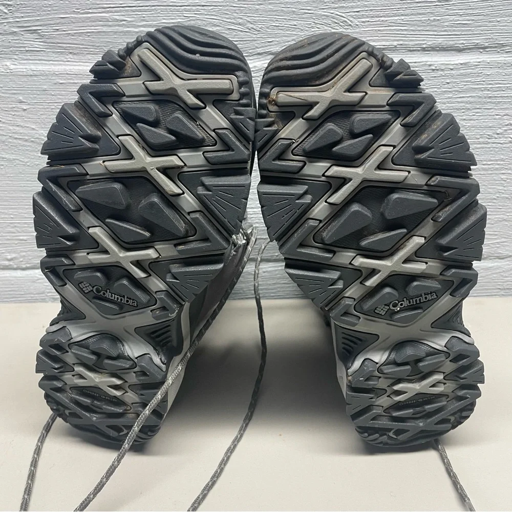 Woman’s (9) Columbia Techlite waterproof boots - Picture 8 of 8
